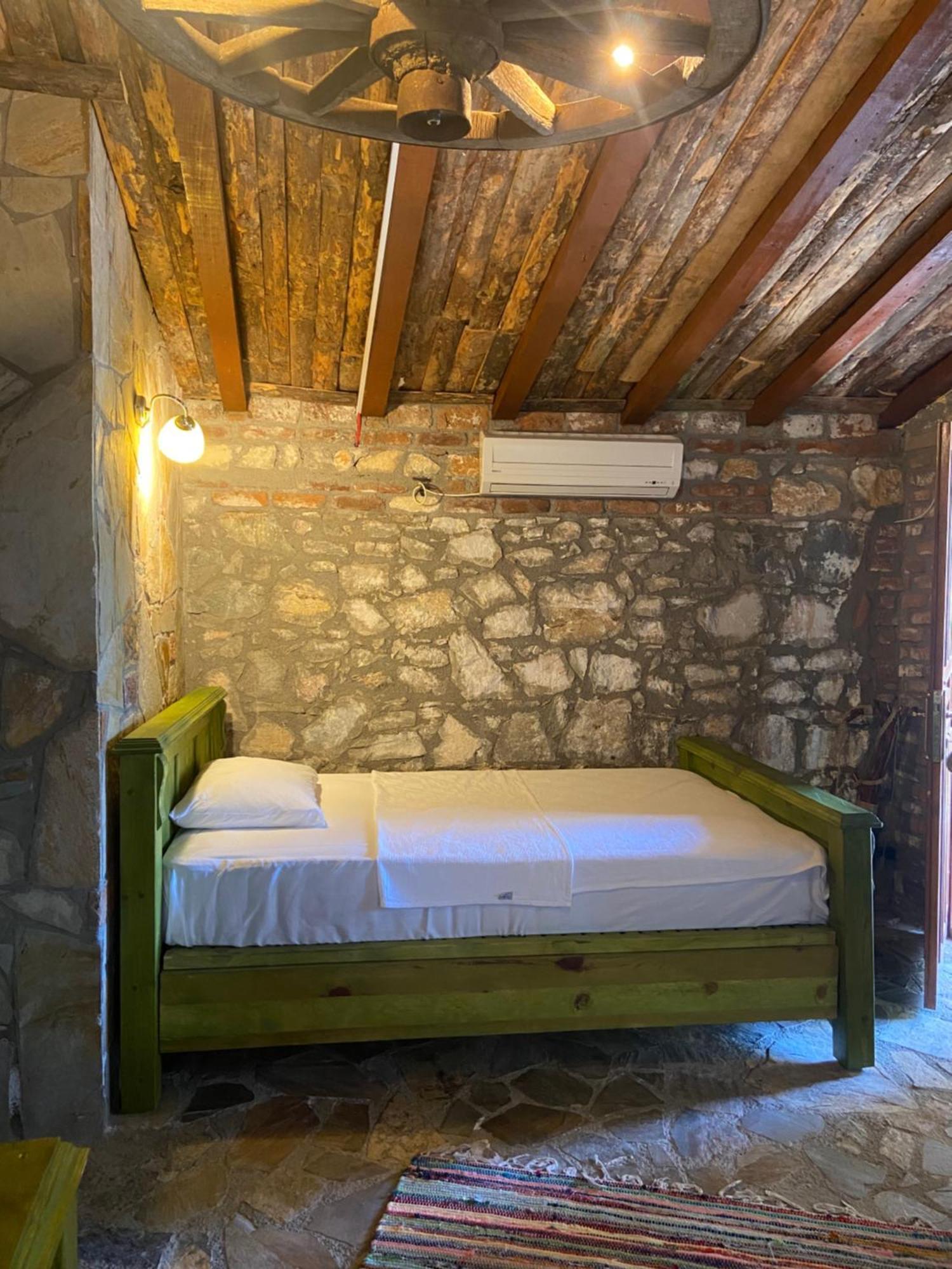 Pavelin Yeri Otel Edremit  Exterior foto